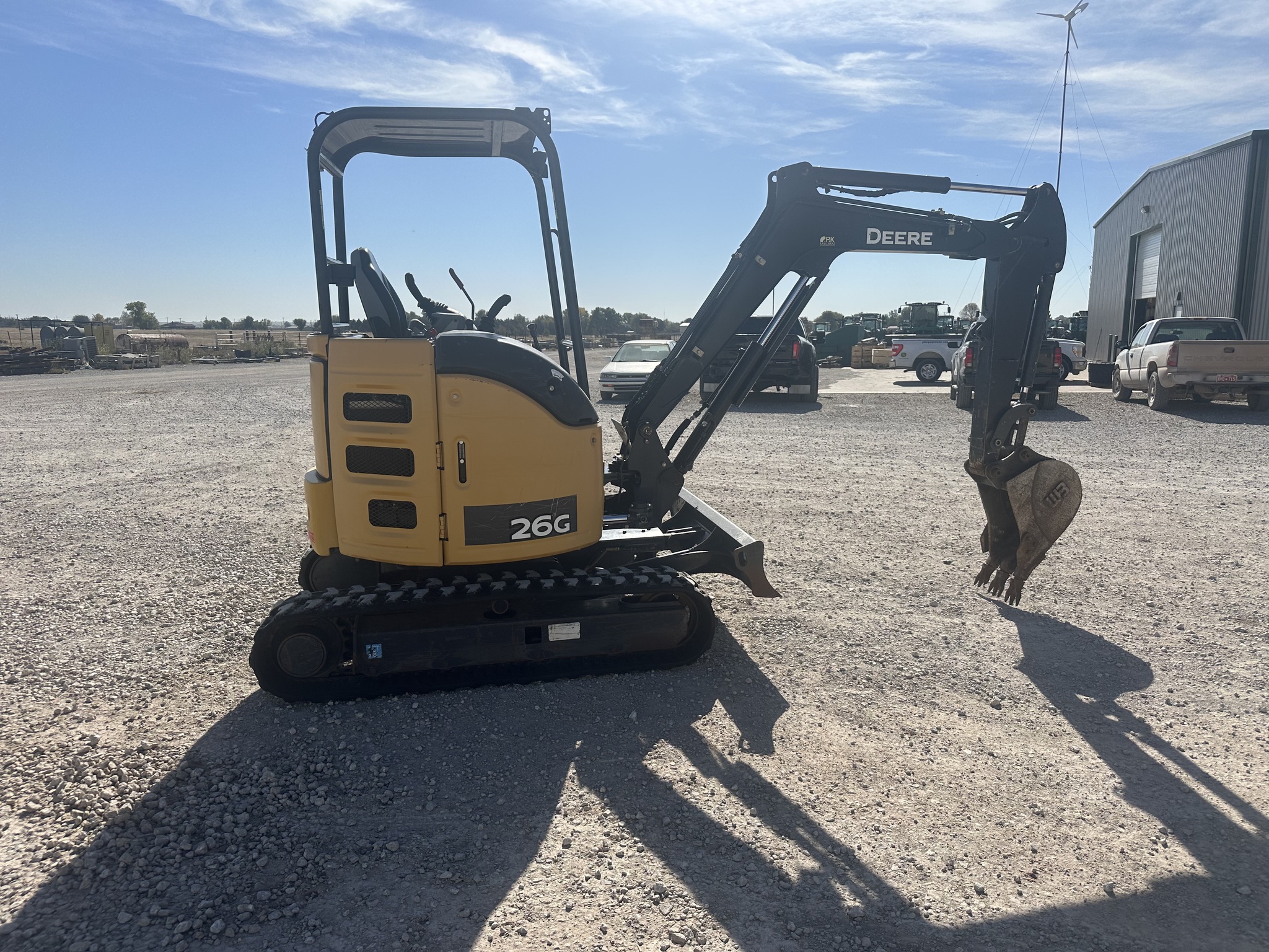 2016 John Deere 26G Image 7