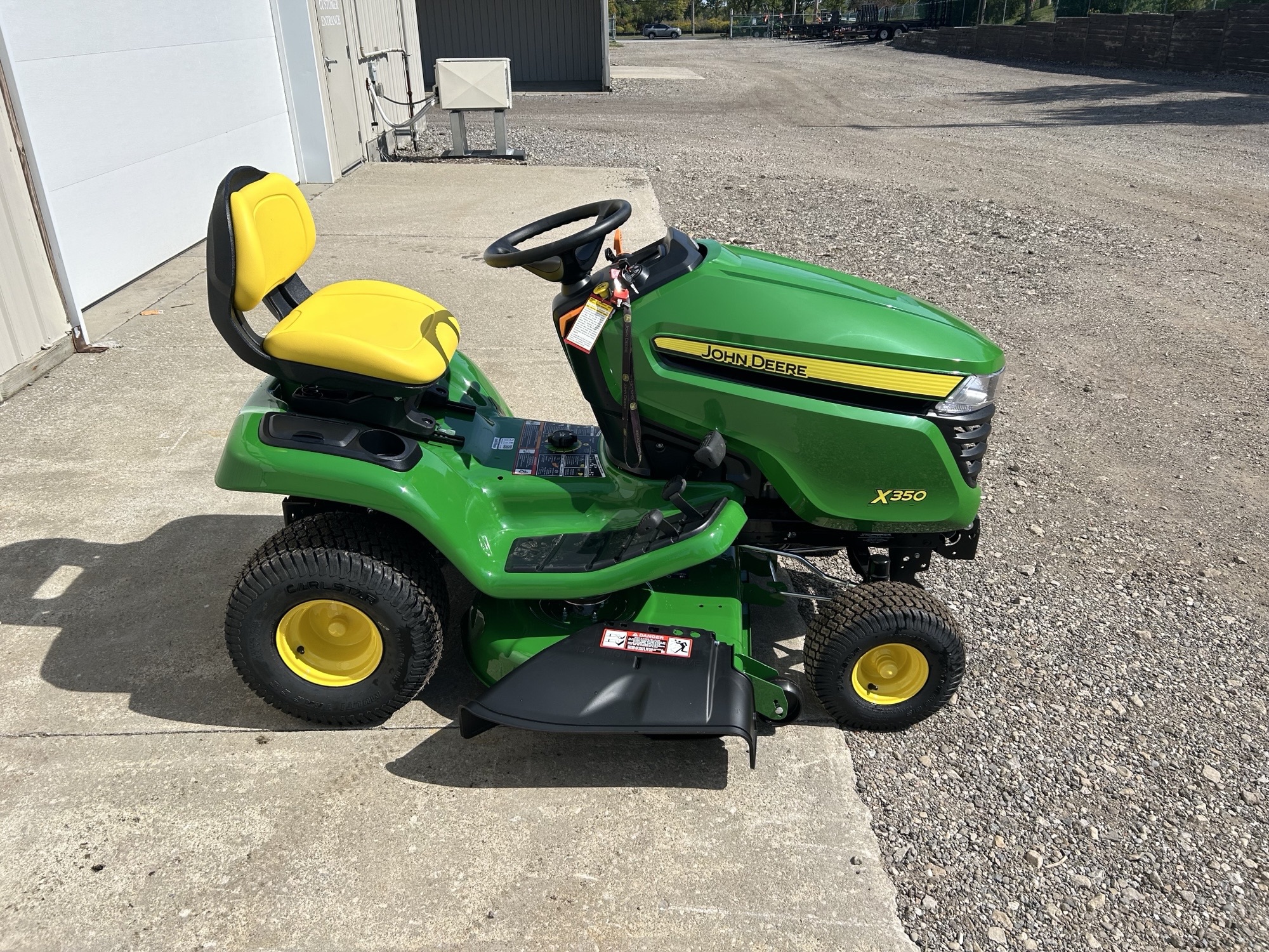 2025 John Deere X350 Image 7