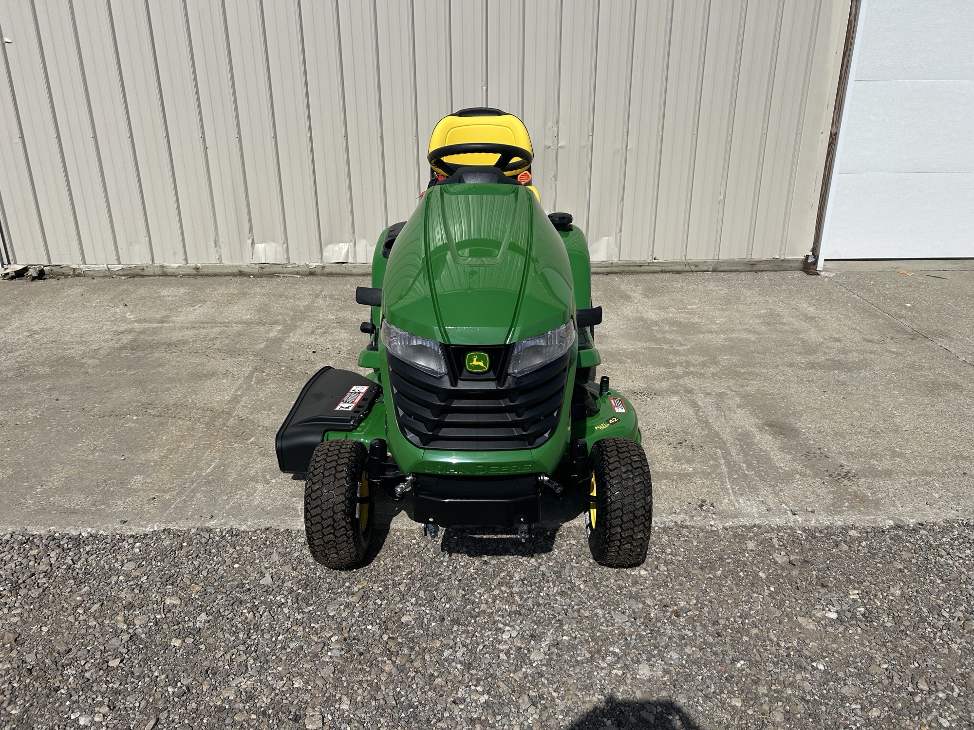 2025 John Deere X350 Image 2