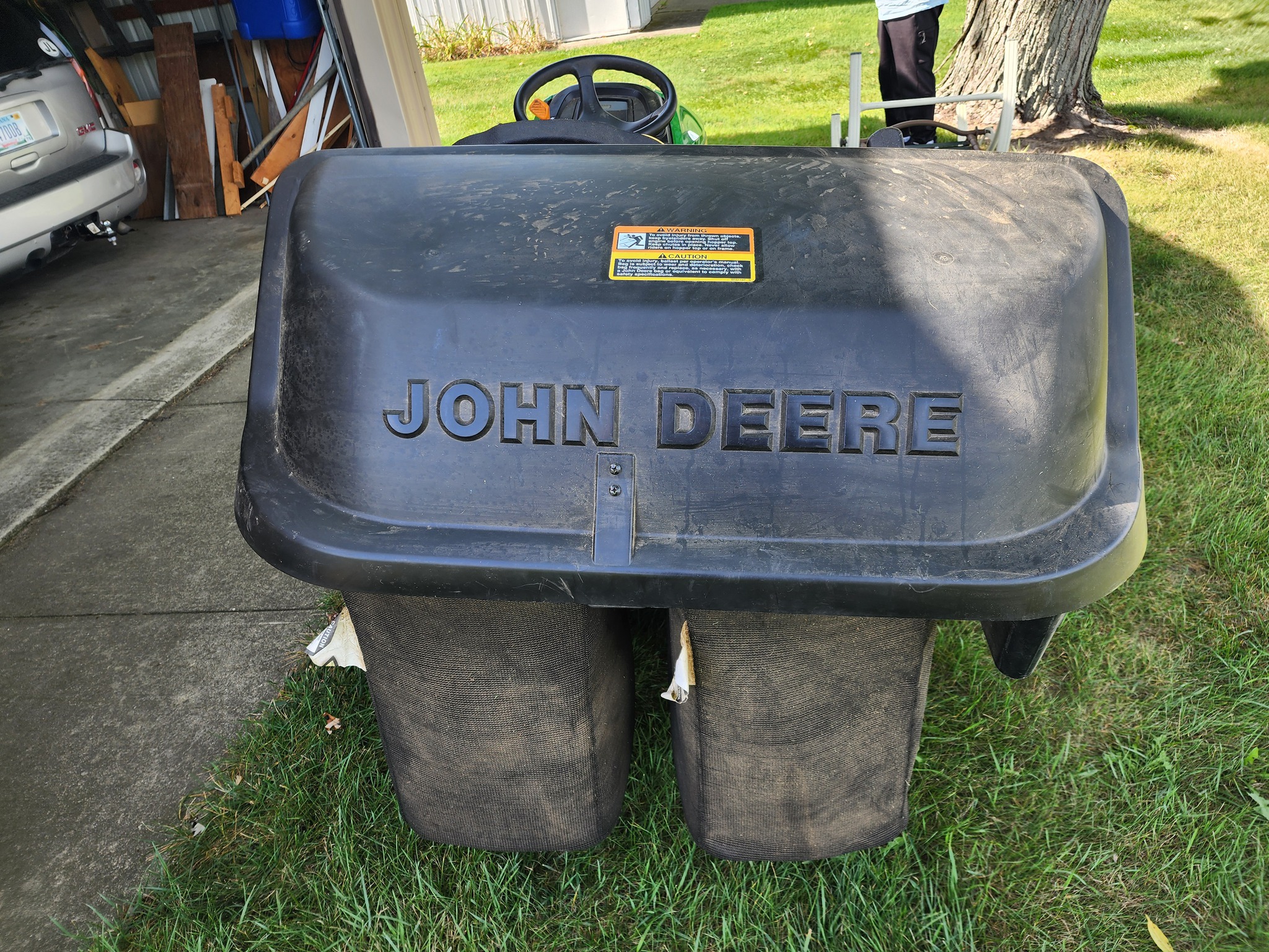 2015 John Deere X300 Image 4