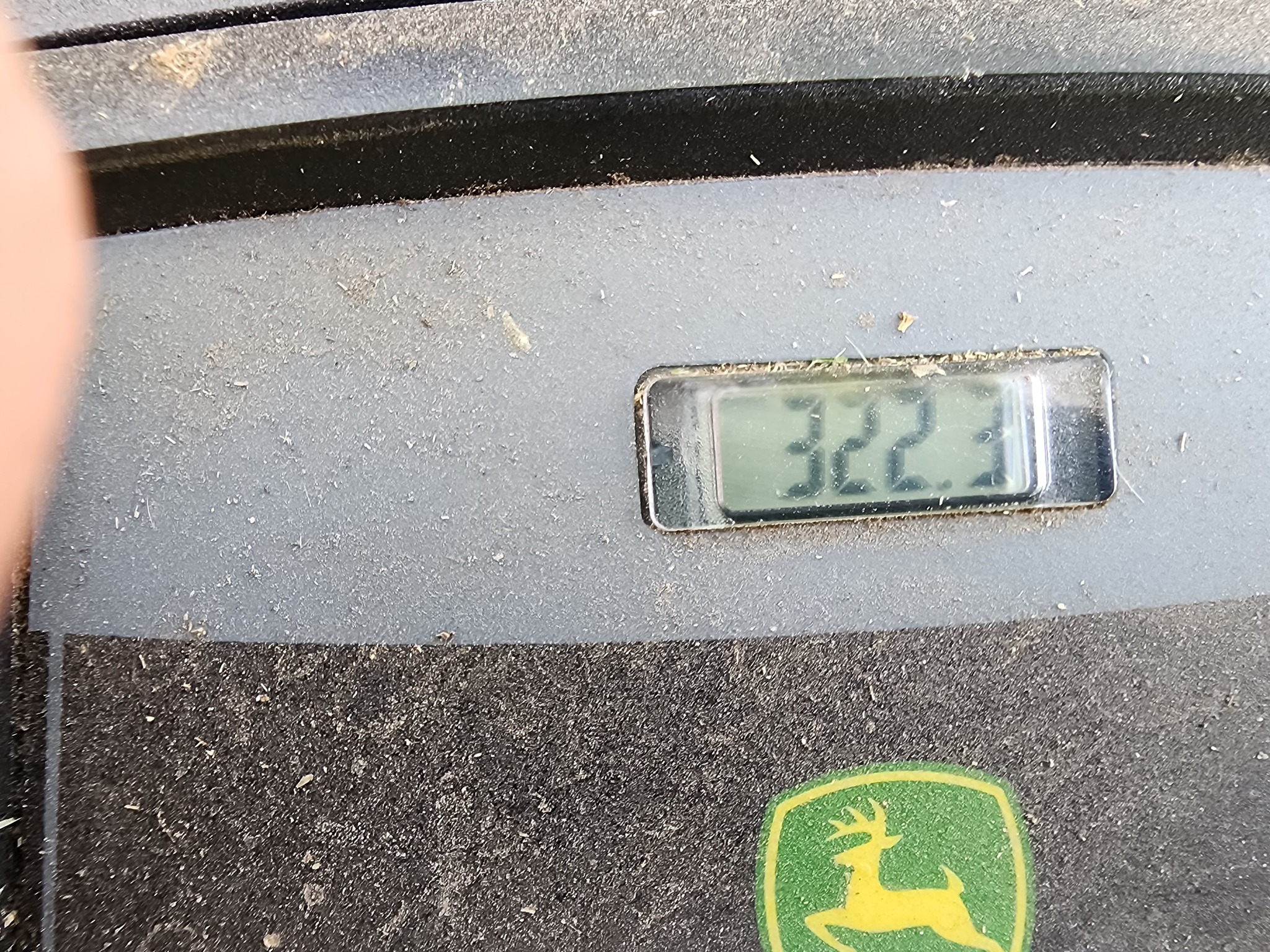 2015 John Deere X300 Image 9