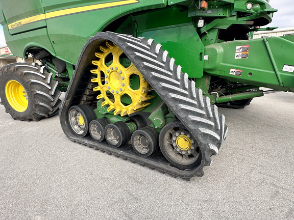 2024 John-Deere S790