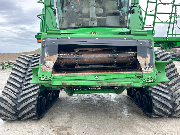 2024 John-Deere S790