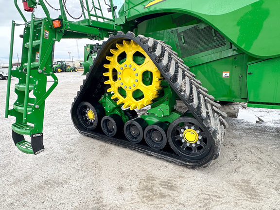 2024 John-Deere S790