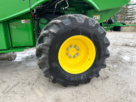 2024 John-Deere S790