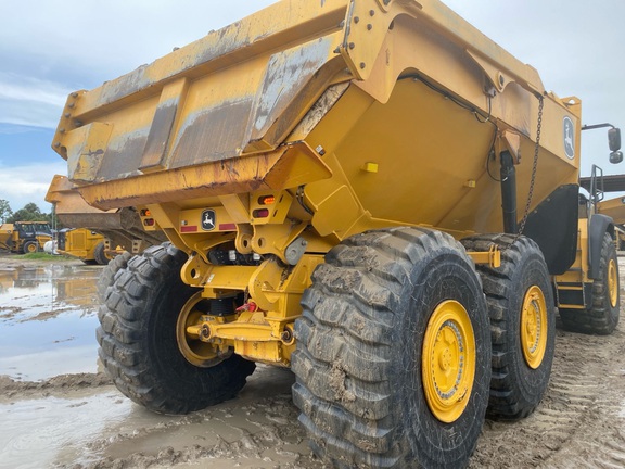 2024 John Deere 460 P