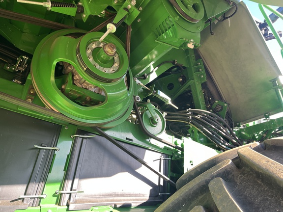 Used 2025 John Deere X9 1100 Combines at Horizon Ag & Turf in Edmonton West, AB - Photo20