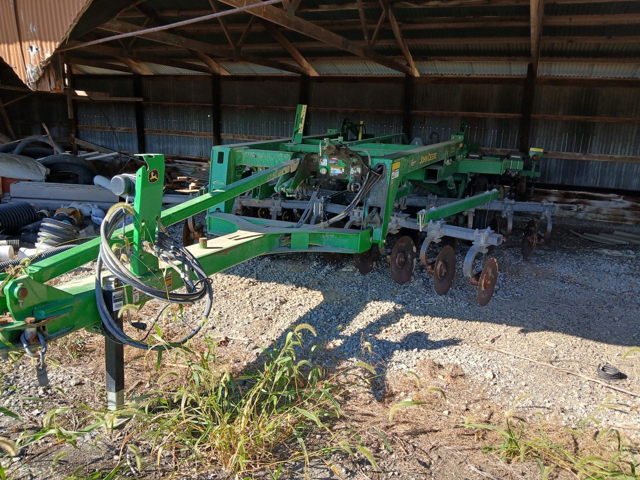 2013 John Deere 2700 Image 5
