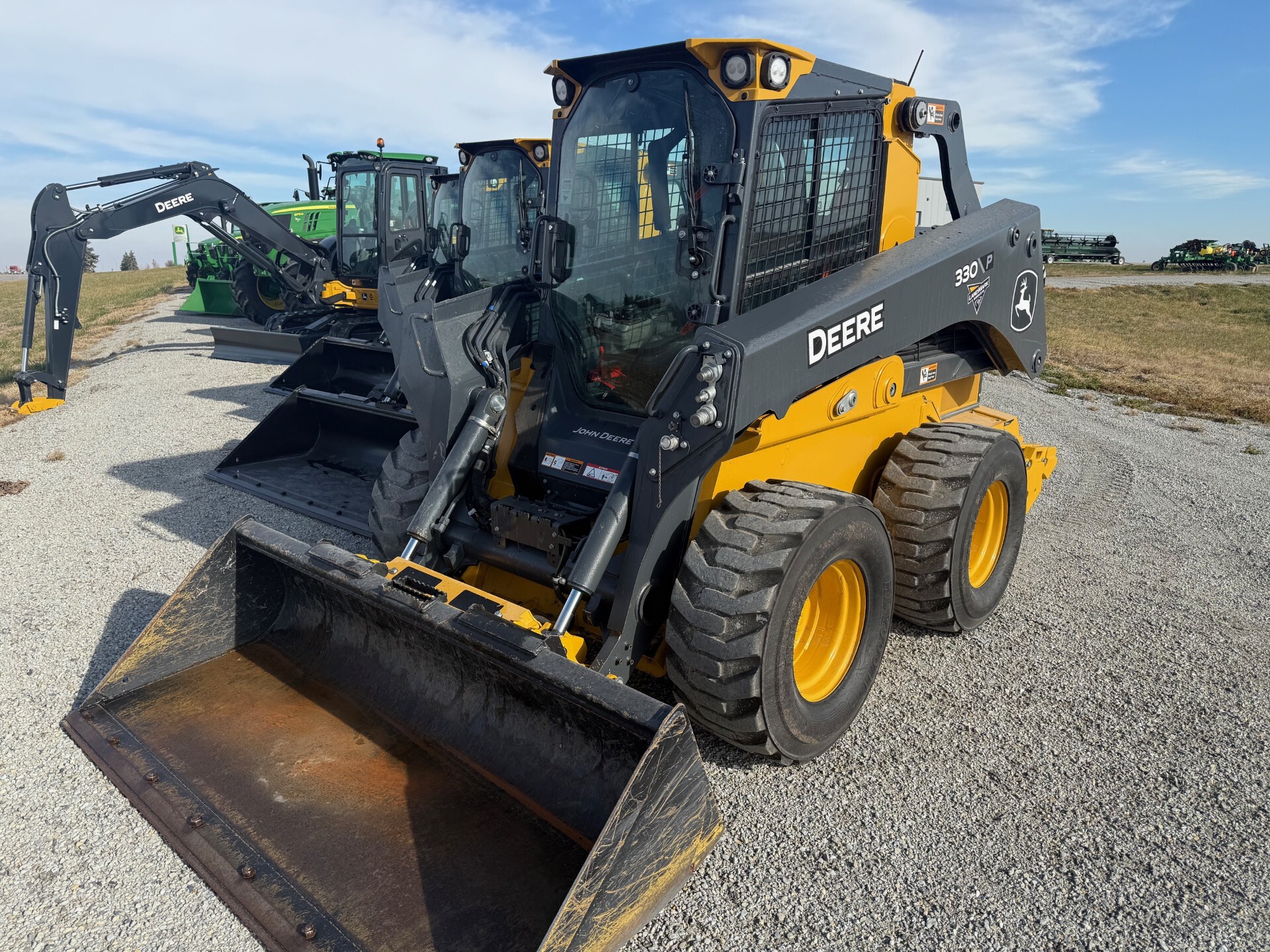 2024 John Deere 330 P Image 1