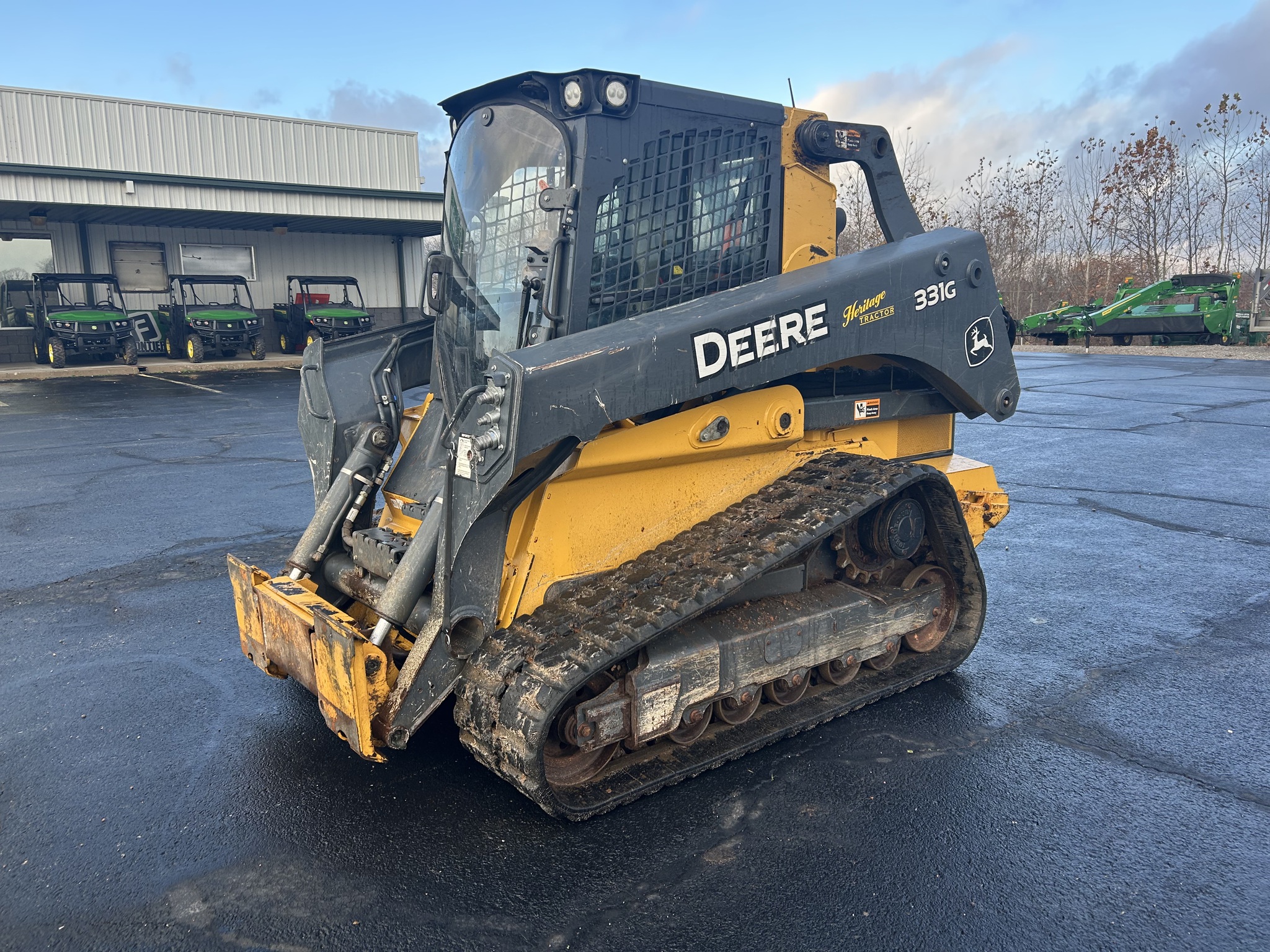  2019 John Deere 331G at Heritage Tractor in Anderson, MO