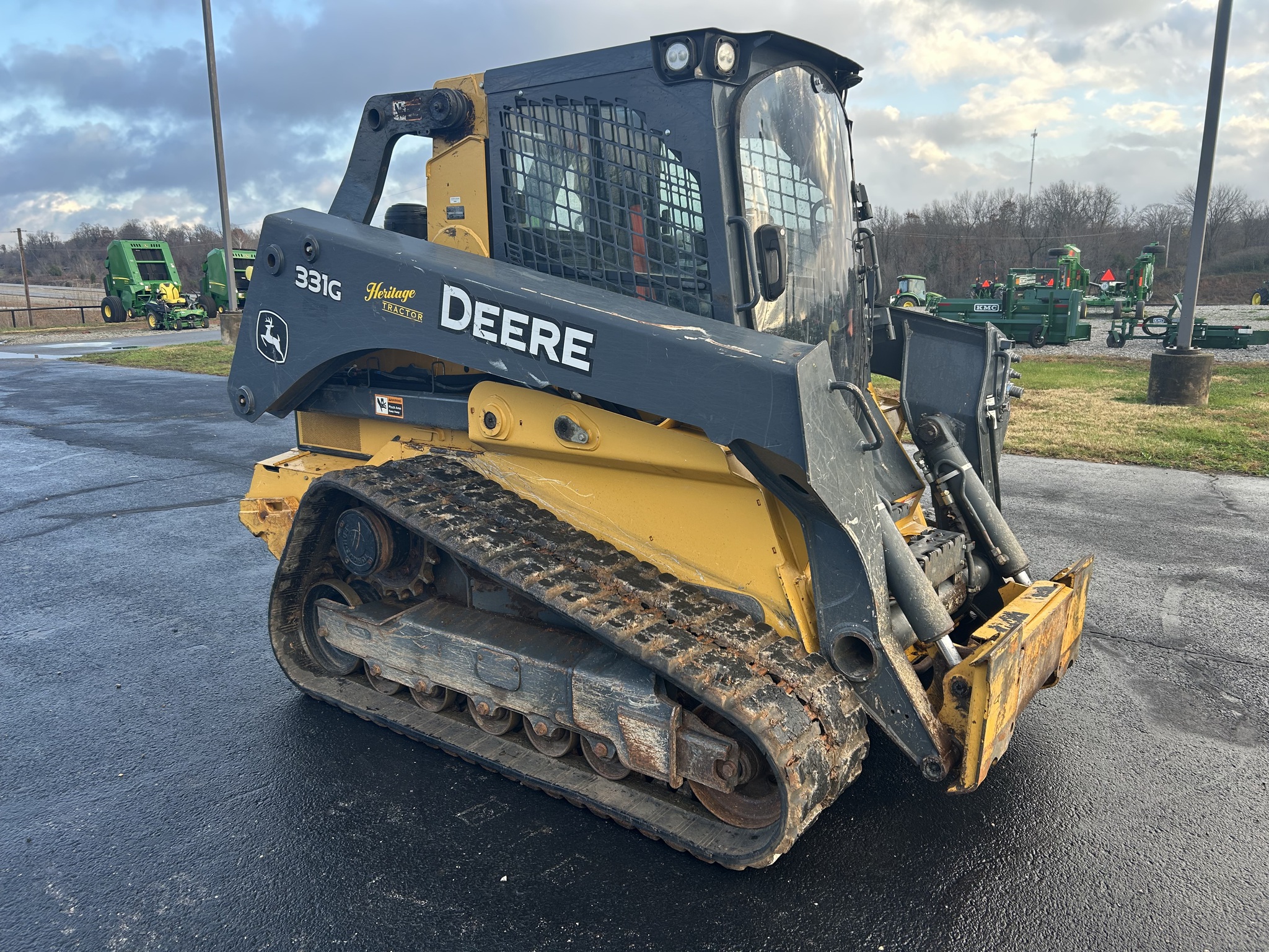  2019 John Deere 331G at Heritage Tractor in Anderson, MO