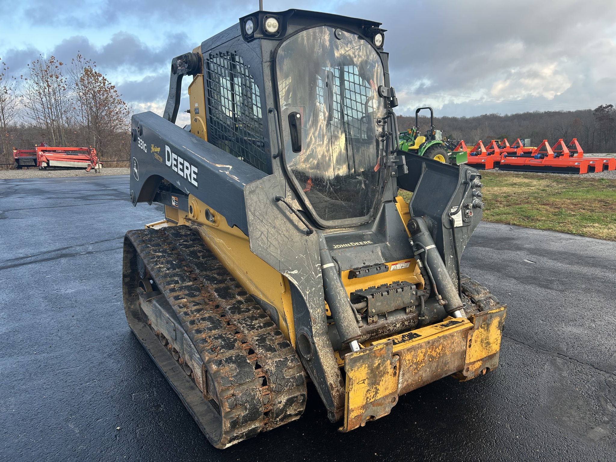  2019 John Deere 331G at Heritage Tractor in Anderson, MO