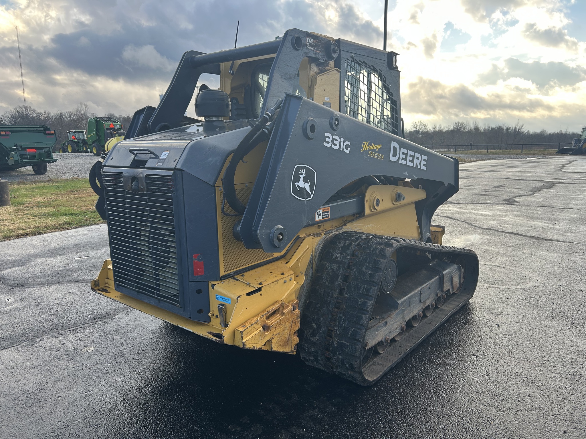  2019 John Deere 331G at Heritage Tractor in Anderson, MO