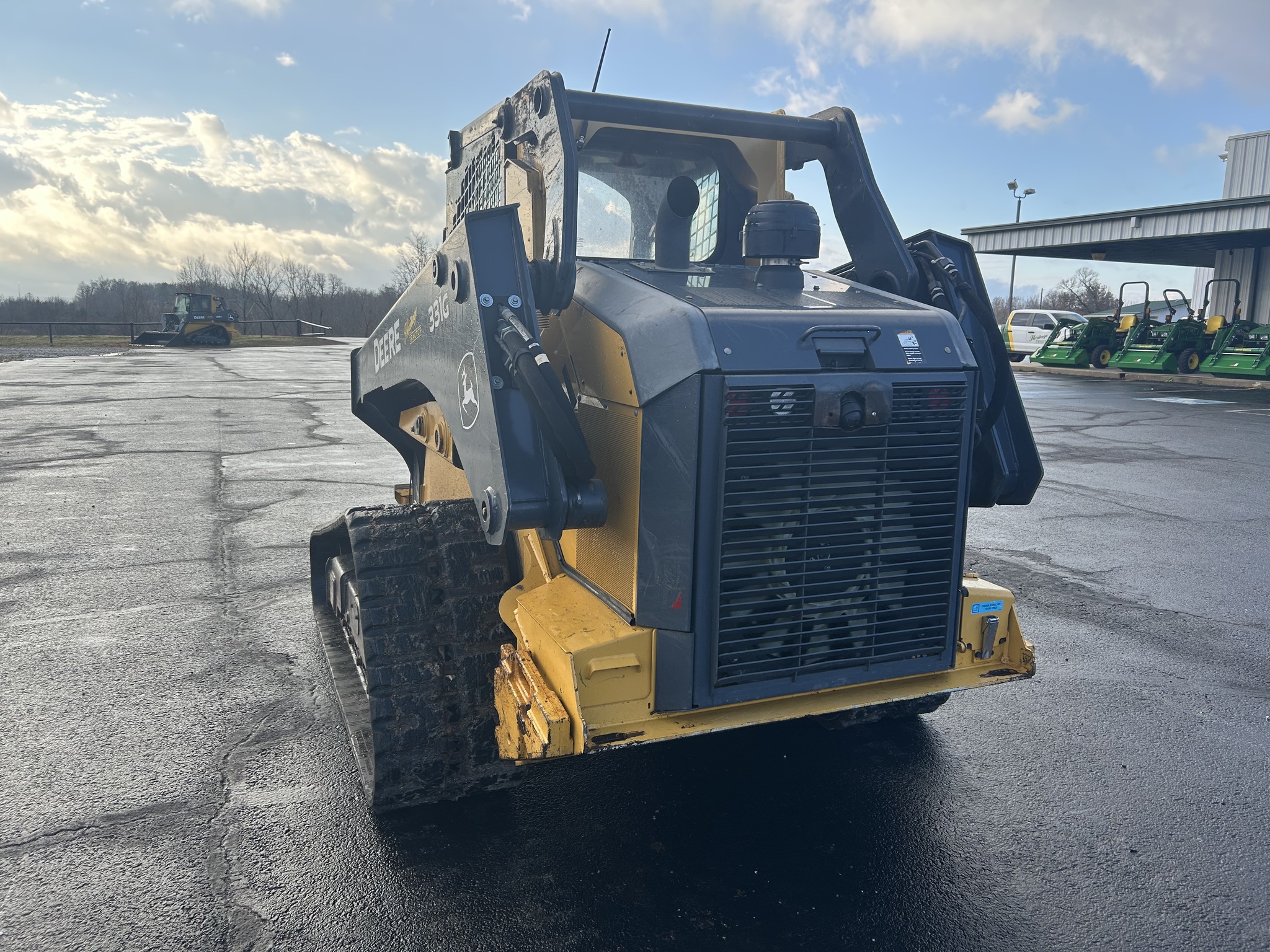  2019 John Deere 331G at Heritage Tractor in Anderson, MO