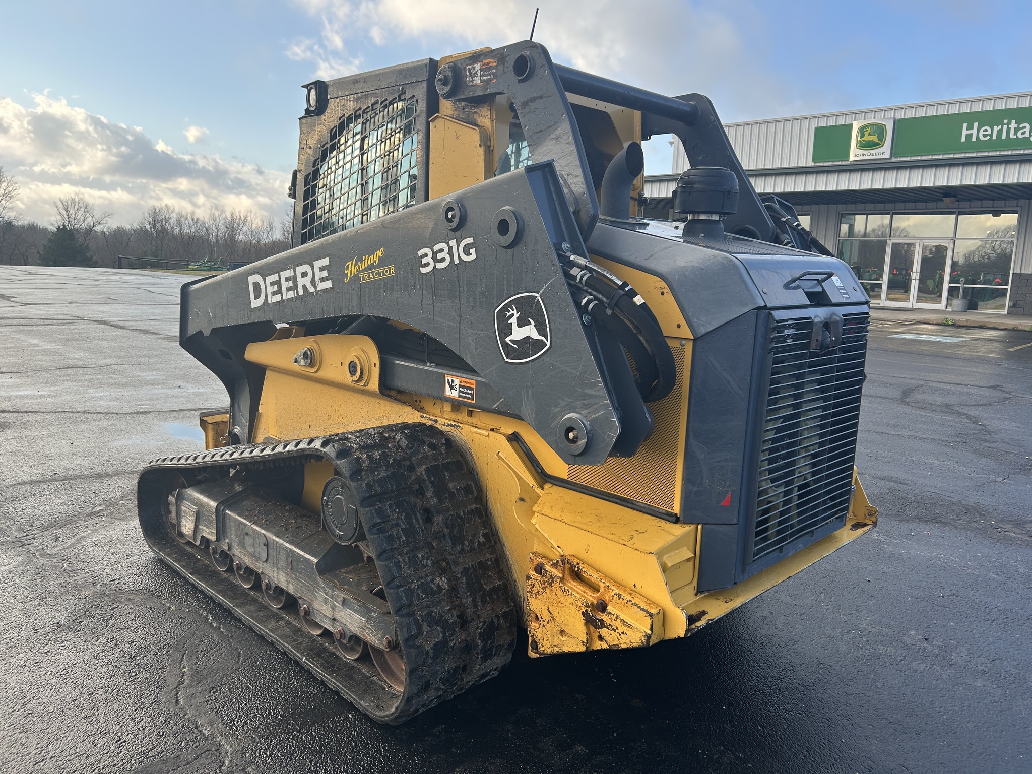  2019 John Deere 331G at Heritage Tractor in Anderson, MO