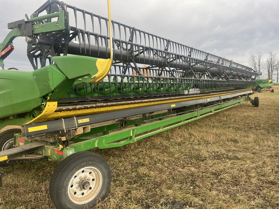 Used 2025 John Deere HDR 50 Combine Platforms at Horizon Ag & Turf in High Prairie, AB - Photo8
