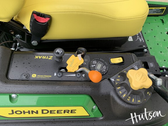 Photo of 2024 John Deere Z960M