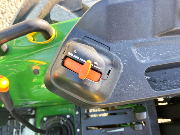 2024 John-Deere 5075E