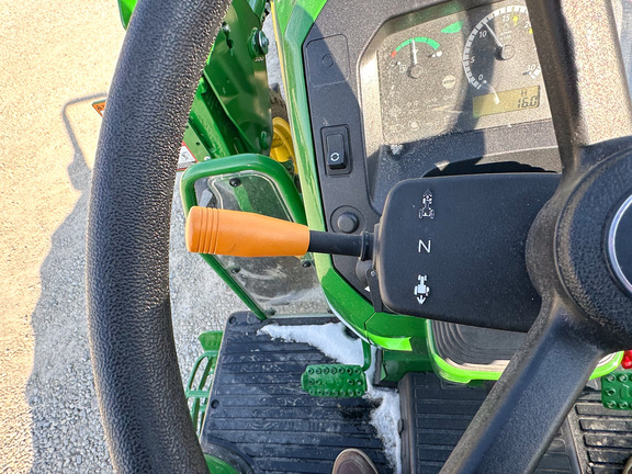 2024 John-Deere 5075E