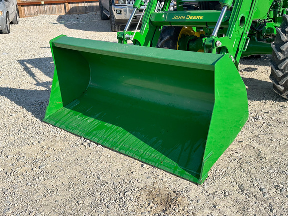 2024 John-Deere 5075E