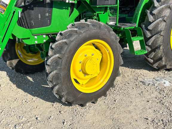 2024 John-Deere 5075E