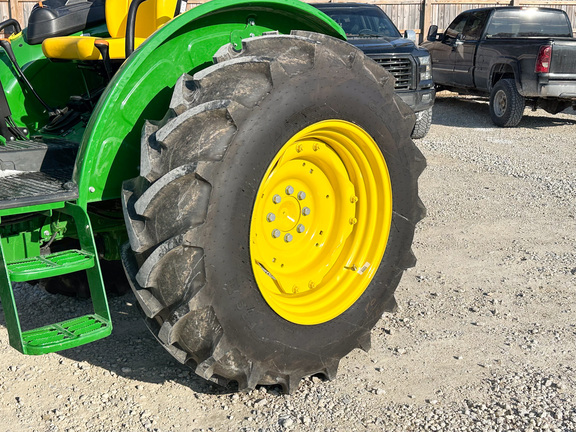2024 John-Deere 5075E