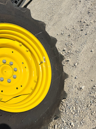 2024 John-Deere 5075E