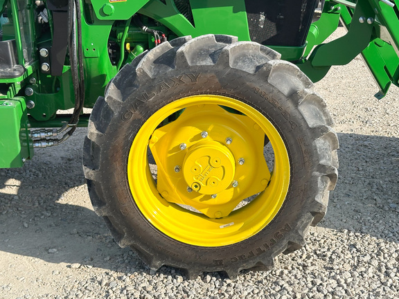 2024 John-Deere 5075E