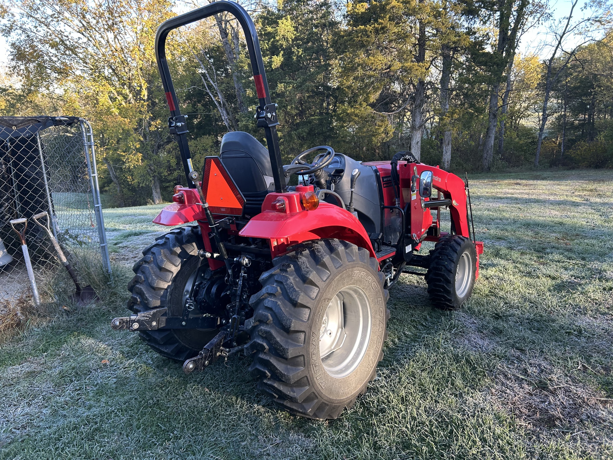 2021 Mahindra 1635 Image 4