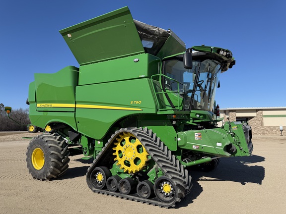 2024 John Deere S790 - Photo1
