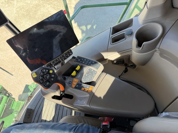 2024 John Deere S790 - Photo44