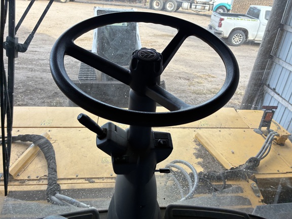 2023 New Holland Speedrower 260 Plus (19th thumbnail)