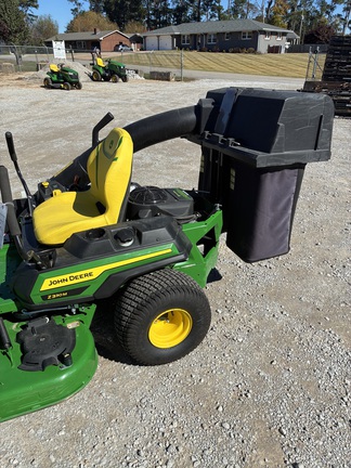 2025 John Deere Z330M
