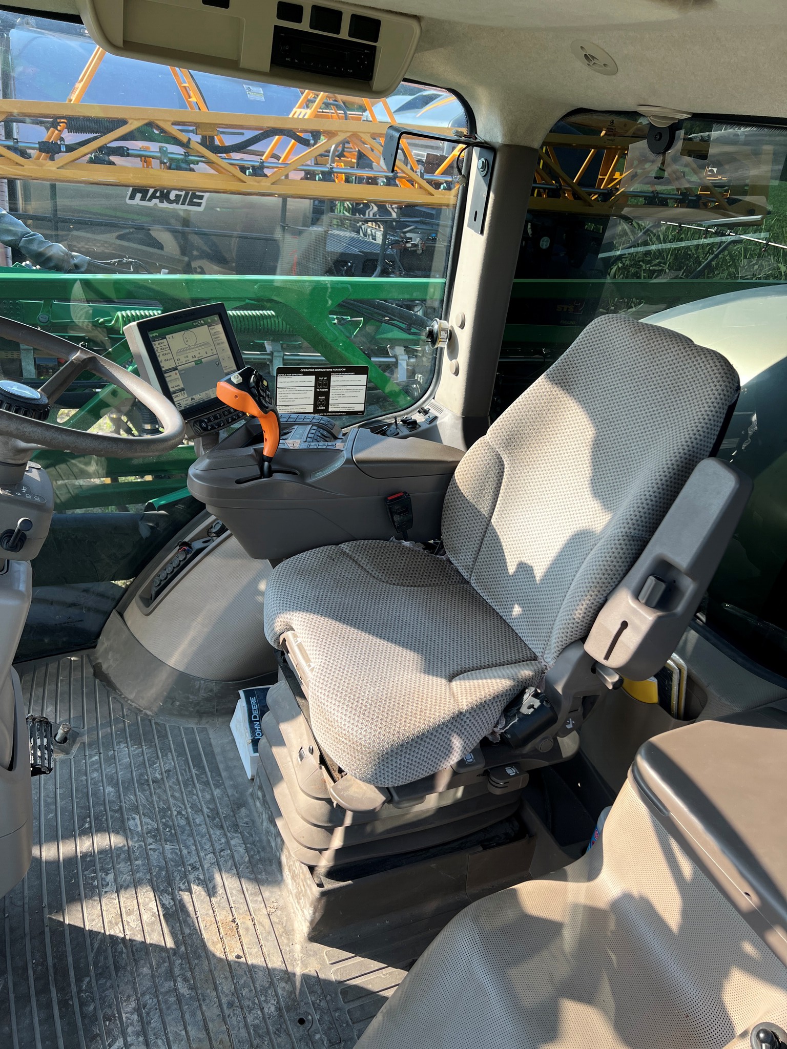 2018 John Deere R4038 Self-Propelled Sprayers