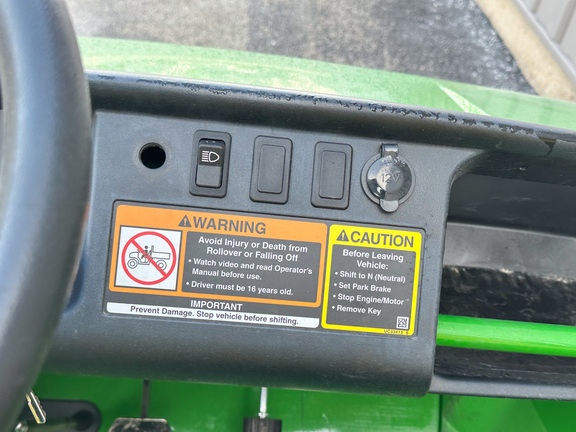 2024 John-Deere TX 4X2