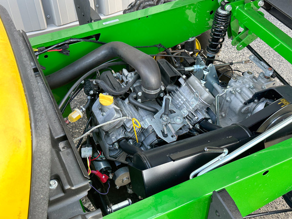 2024 John-Deere TX 4X2