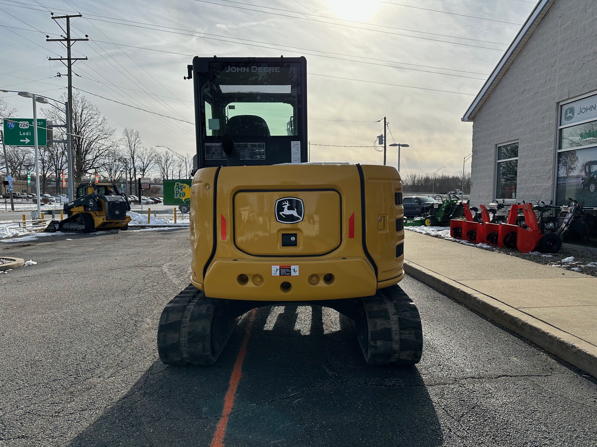 2026 John Deere 60 P Image 4