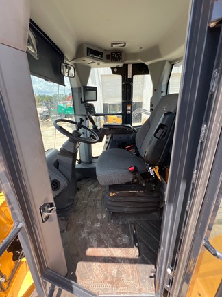 2024 John Deere 644P