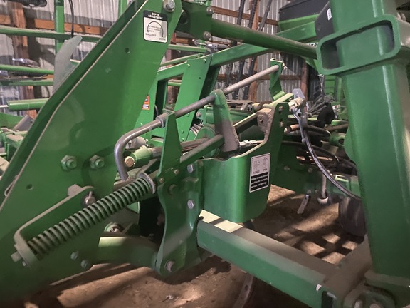 2012 John Deere 2410 - Photo10