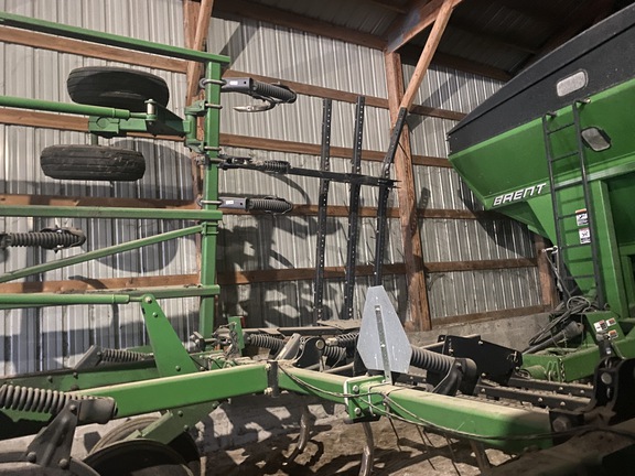 2012 John Deere 2410 - Photo3