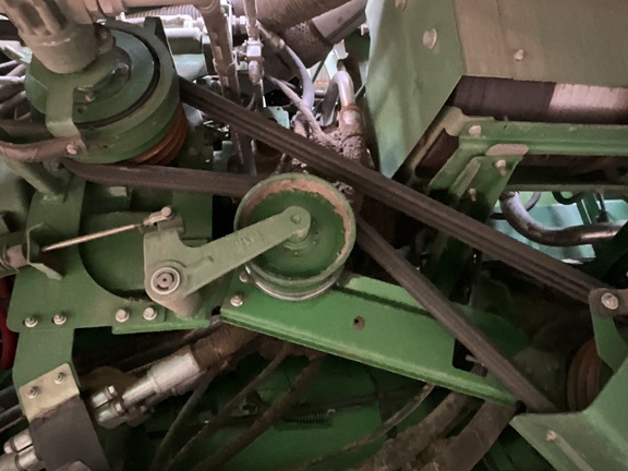 Photo of 2014 John Deere S690