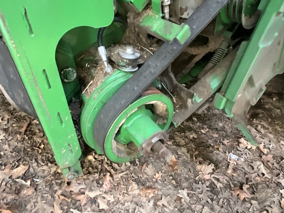 Photo of 2014 John Deere S690