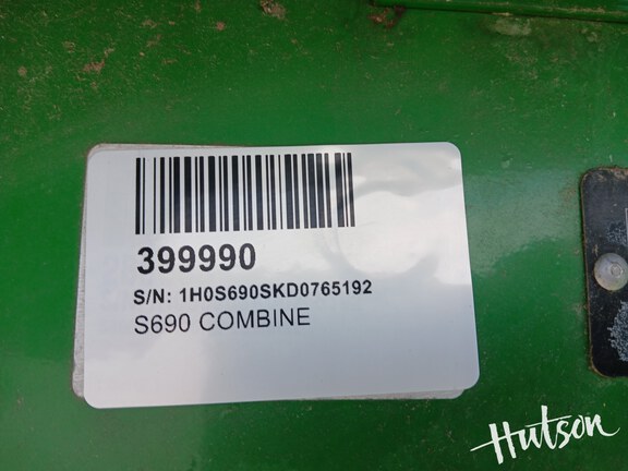 Photo of 2014 John Deere S690
