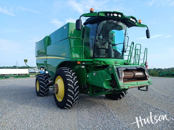 Photo of 2014 John Deere S690