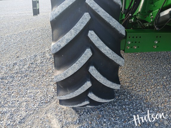 Photo of 2014 John Deere S690