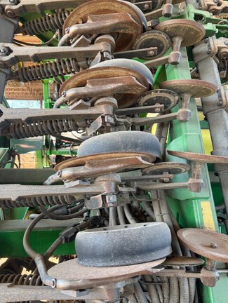 Photo of 2016 John Deere 1990