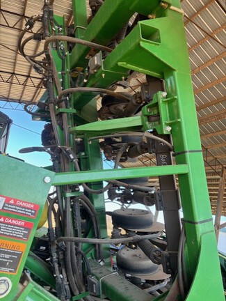 Photo of 2016 John Deere 1990