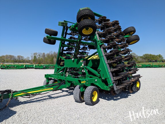 Photo of 2016 John Deere 1990