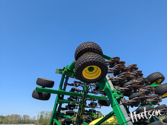 Photo of 2016 John Deere 1990