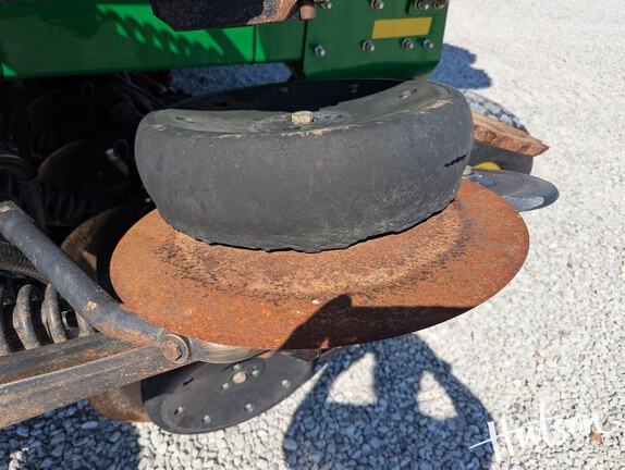 Photo of 2016 John Deere 1990